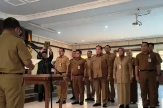 SimulasiCAT.ID - Pemkab Pekalongan Lantik 10 Pejabat Pratama, Mayoritas Berkarier dari Jalur IPDN