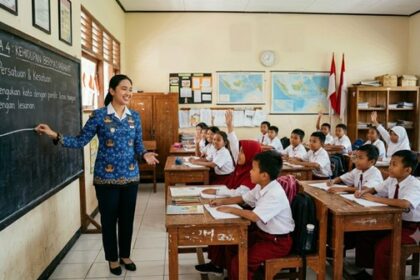 SimulasiCAT.ID - Jadwal dan Tahapan Seleksi Guru SILN 2026, Cek Formasi, Tahapan Tes, dan Jadwal Pengumumannya